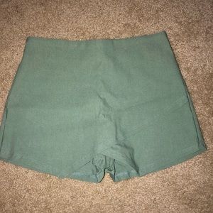 Olive envelope shorts